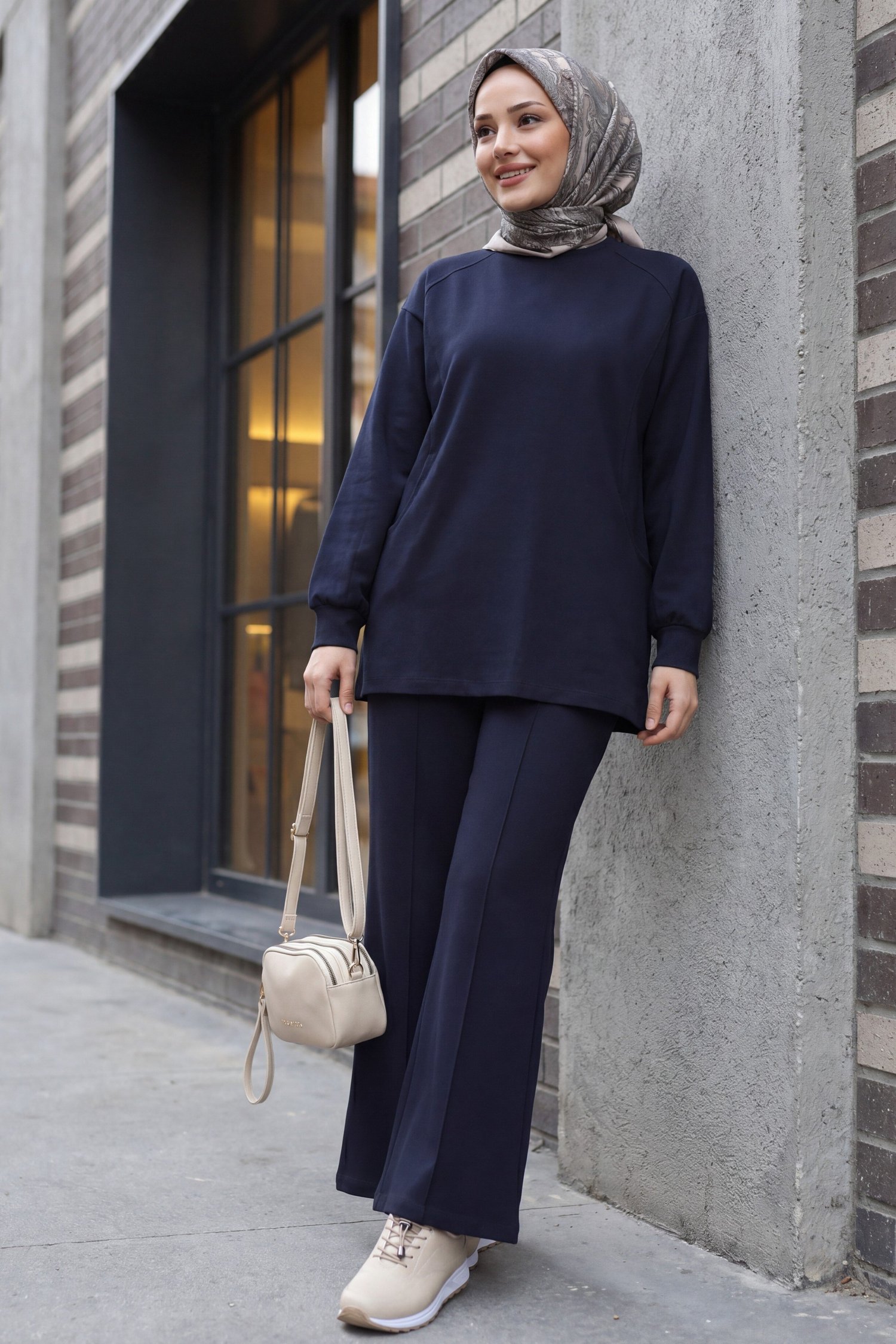 Bisiklet Yaka Oversize Cepli Pantolonlu Penye Takım -Lacivert