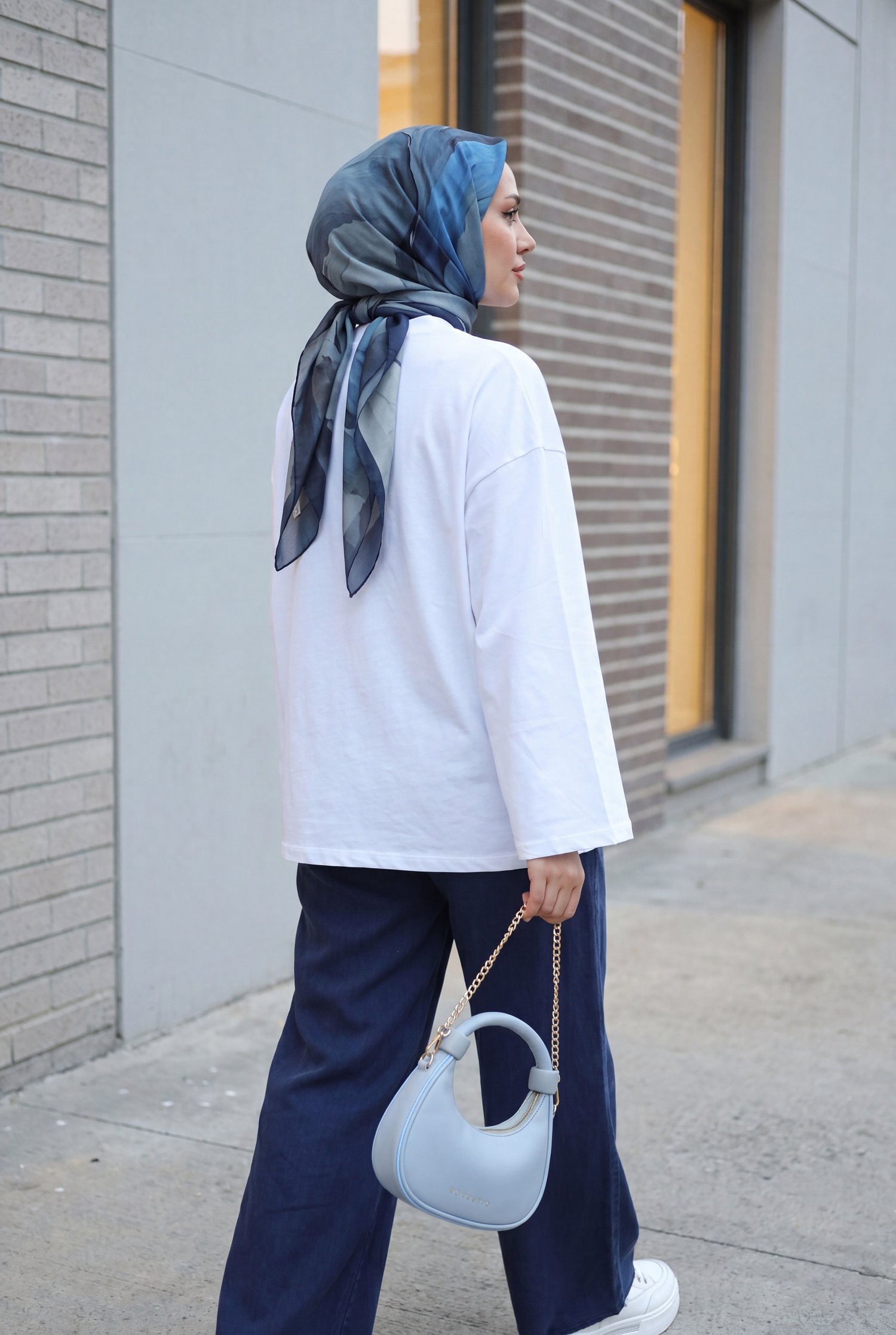 Bisiklet Yaka Uzun Kollu Oversize Penye Sweat -Beyaz