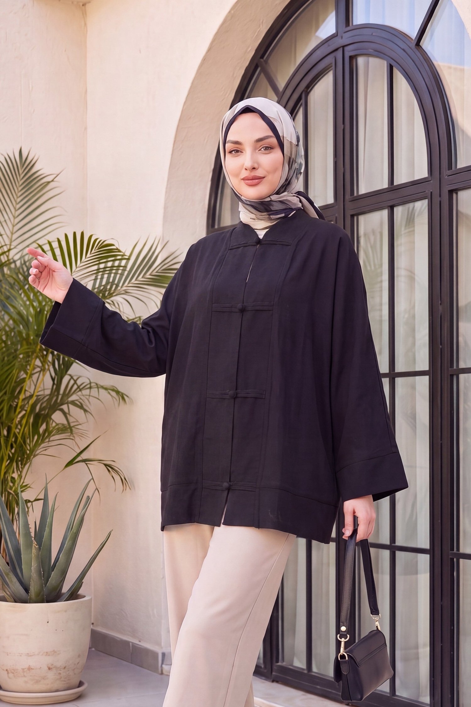 Biye Düğmeli V Yaka Organze Vual Oversize Kimono -Siyah