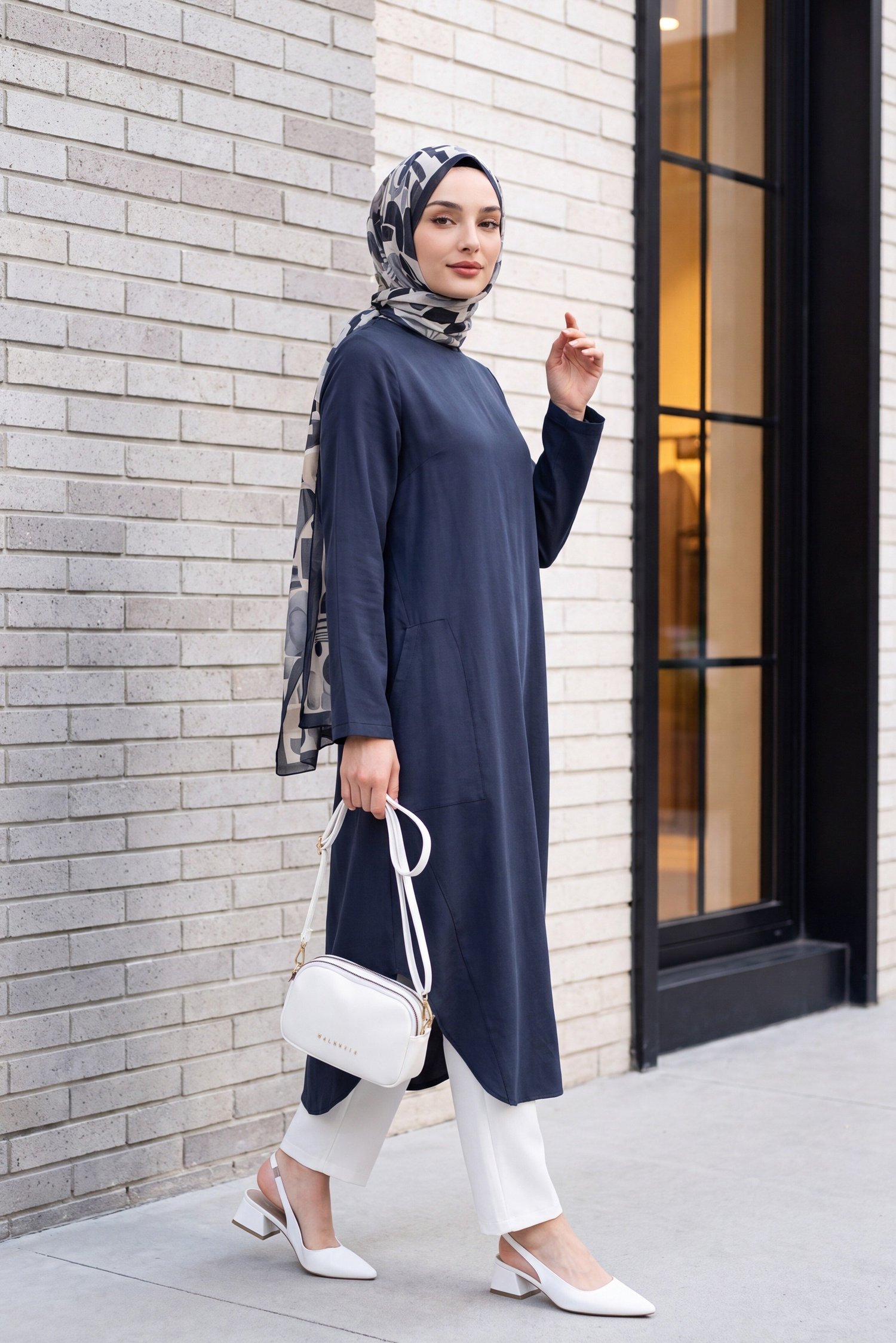 Cepli Yanları Yırtmaçlı Uzun Rayon Tunik  -Füme
