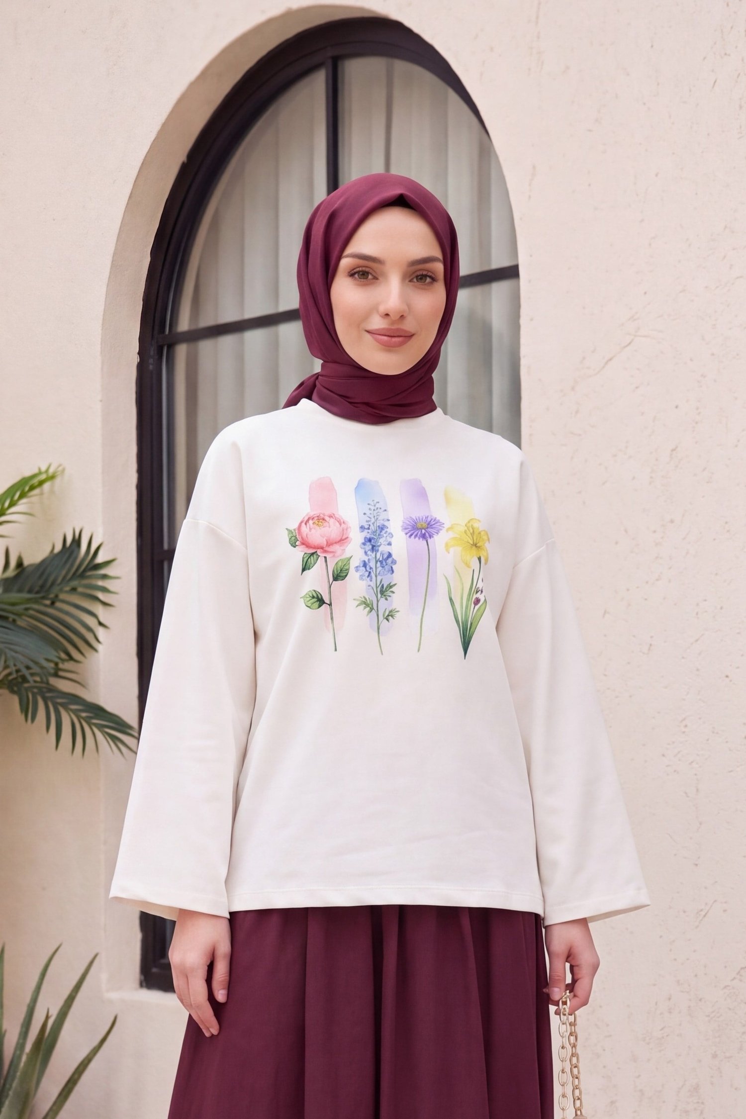 Çiçek Baskılı Bisiklet Yaka Oversize 2 İplik Penye Sweatshirt -Ekru