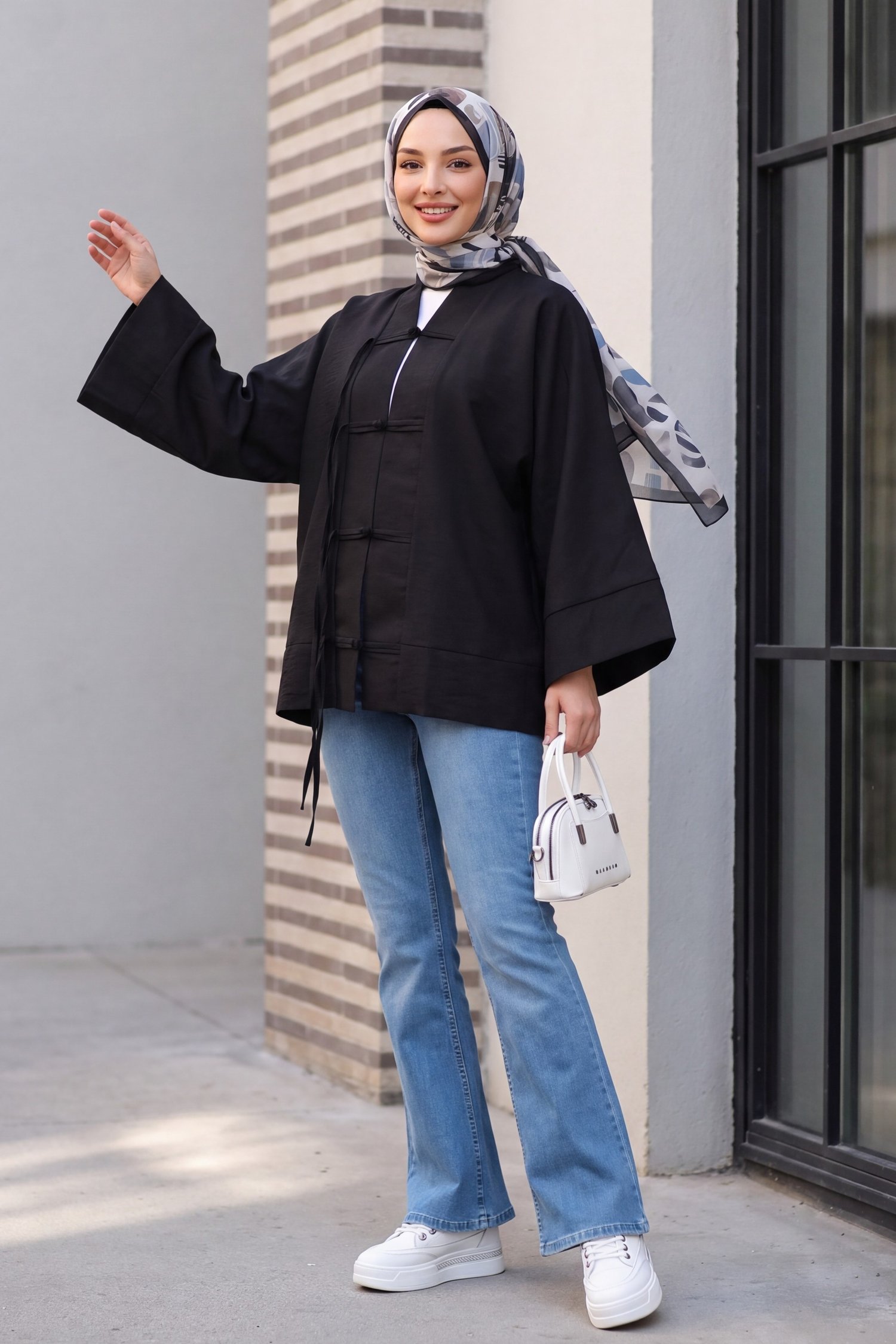 Çin Düğümü Kapamalı Hakim Yaka Paraşüt Kimono -Siyah