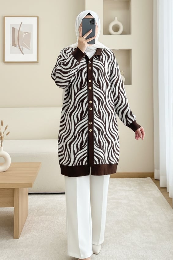 Düğmeli Zebra Desen Sakallı Triko Hırka -Kahve