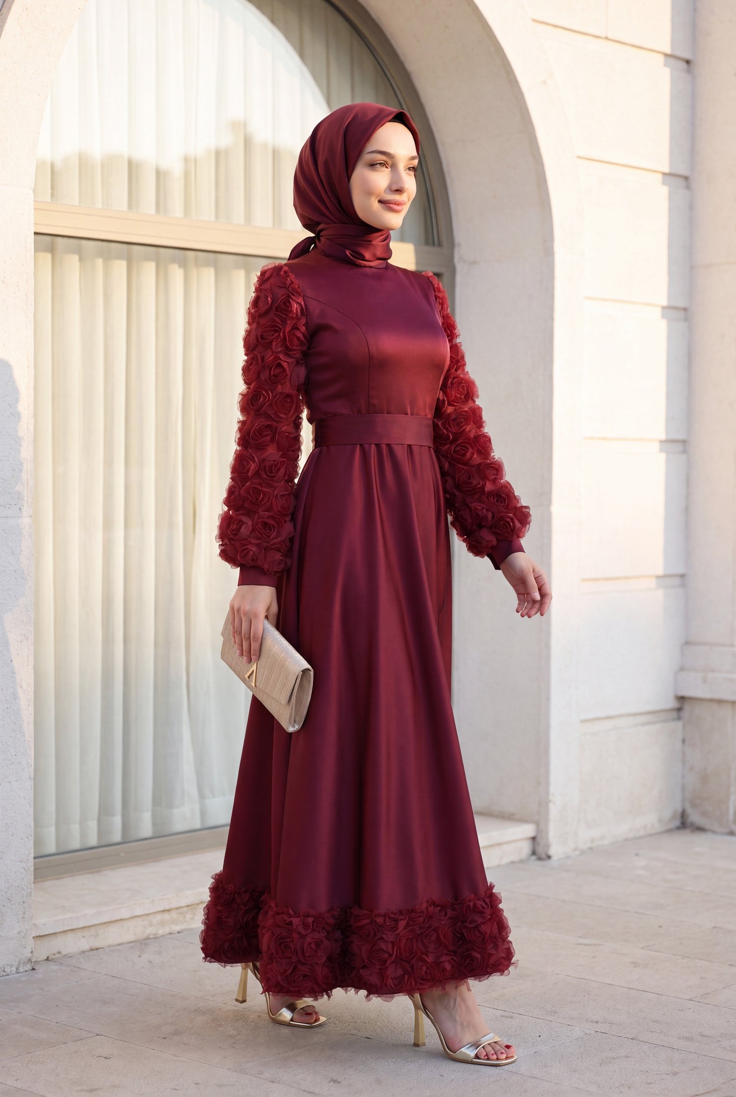 Eteği Ve Kolları Gül Detaylı Saten Abiye  -Bordo