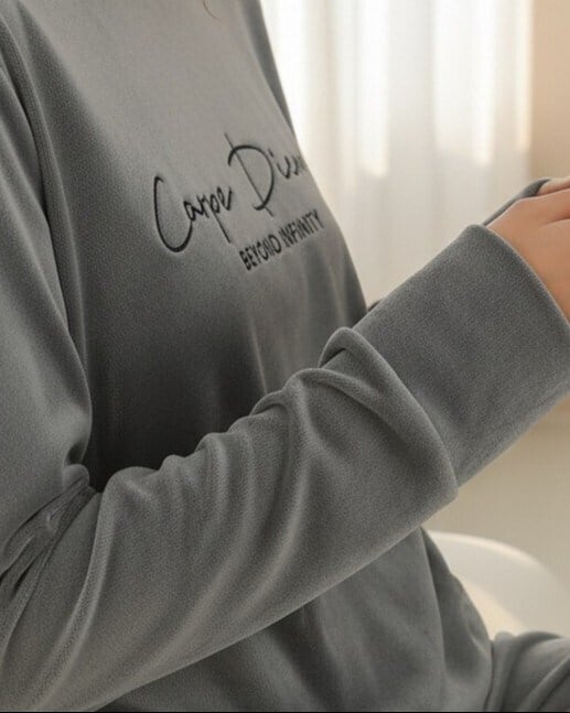 Kabartma Yazılı Fransız Kadife Pijama Takımı -Gri