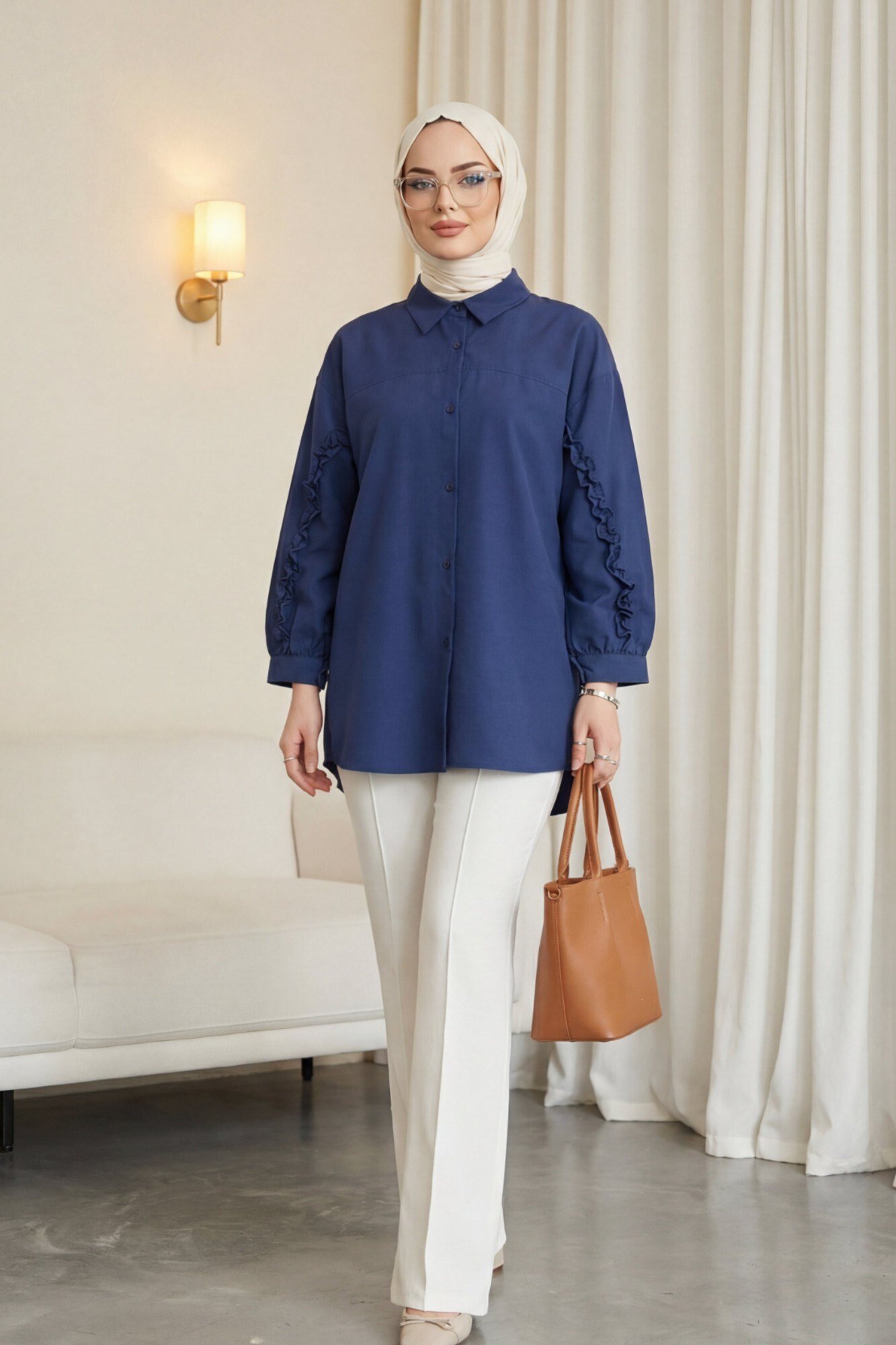 Kolları Fırfırlı Düğmeli Poplin Gömlek -Laci