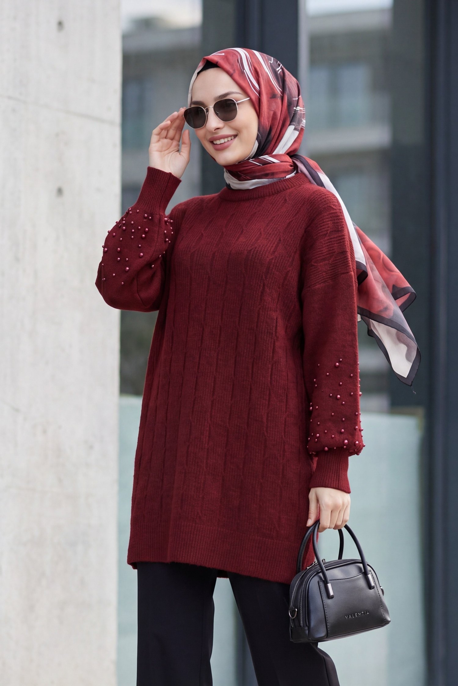 Kolları İnci Detaylı Desenli Salaş Triko Tunik  -Bordo