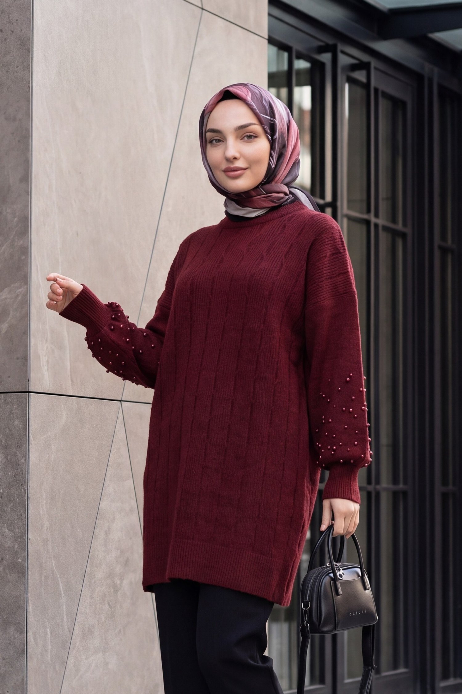 Kolları İnci Detaylı Desenli Salaş Triko Tunik  -Bordo