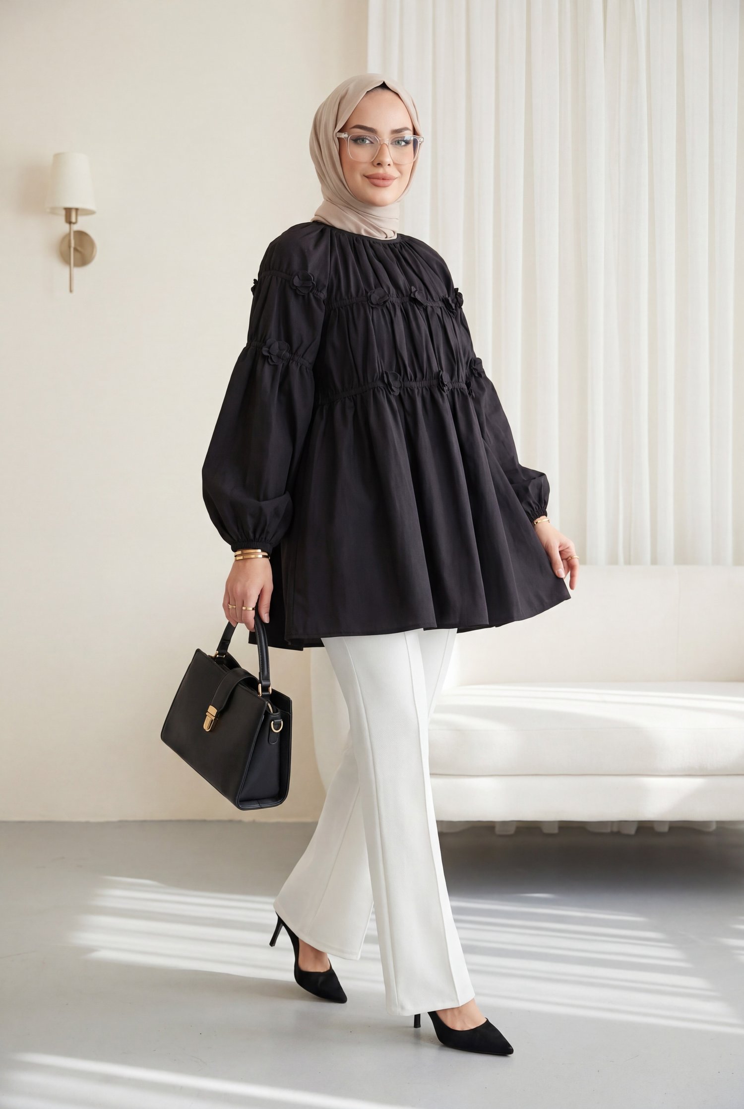 Kolları Lastikli Papatya Detaylı Poplin Tunik -Siyah