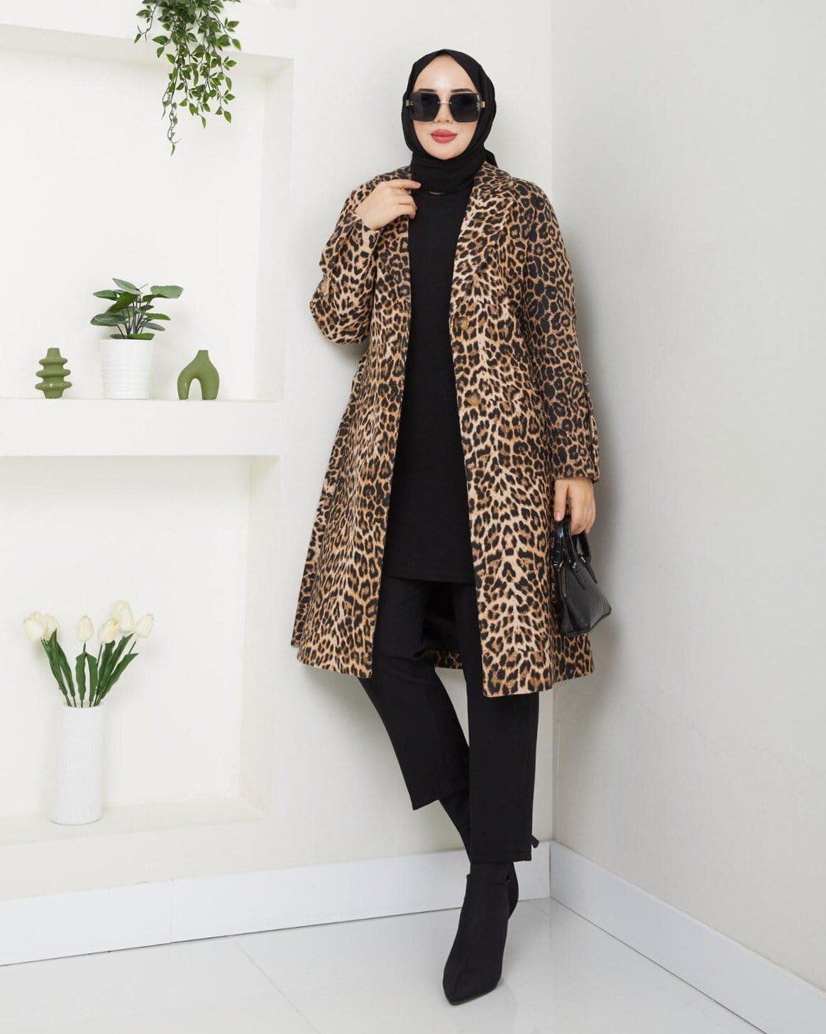 Leopar Desenli Kemerli Cepli Astarlı Kaşe Kap -Leopar