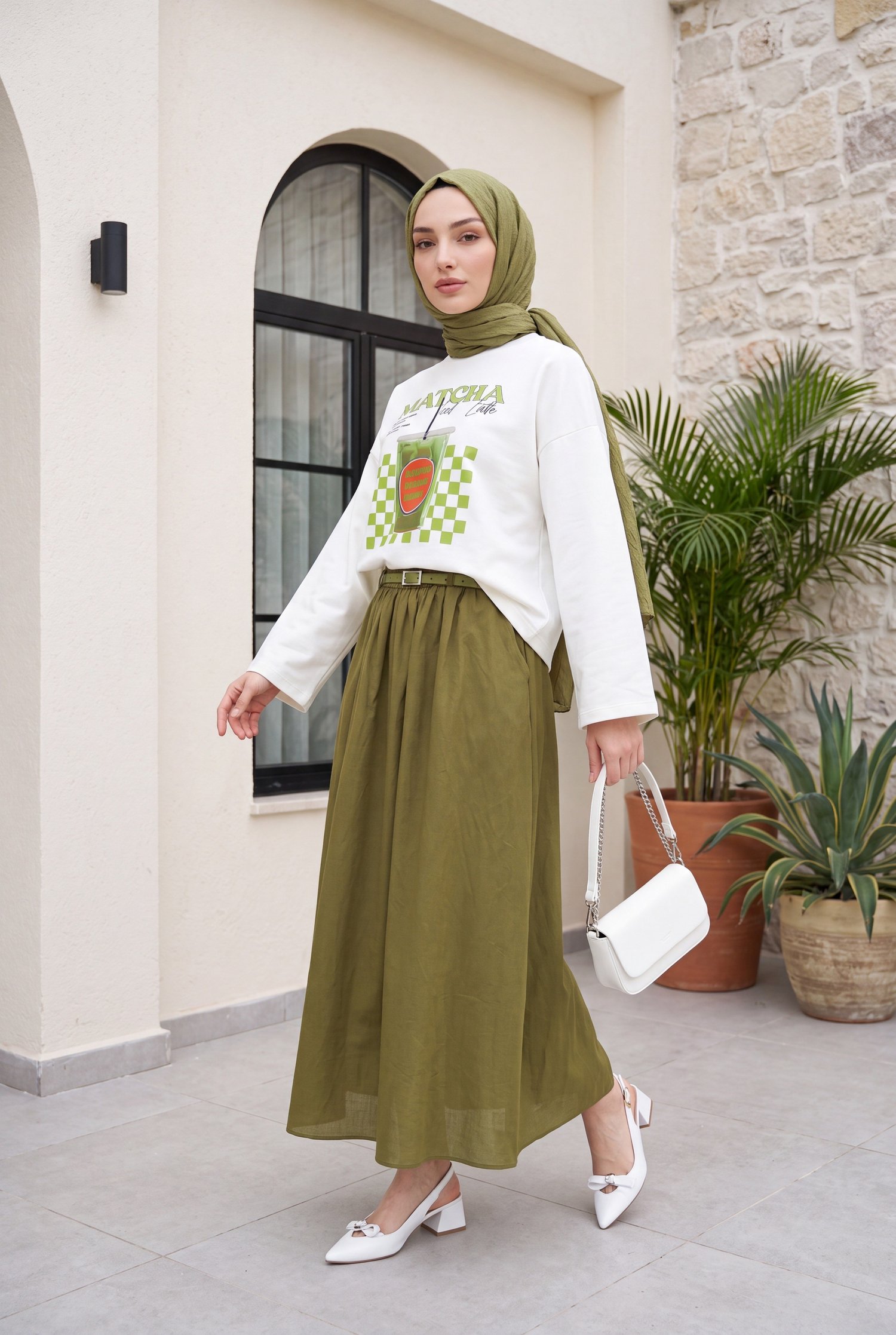 Matcha Baskılı Bisiklet Yaka Oversize 2 İplik Penye Sweatshirt -Ekru