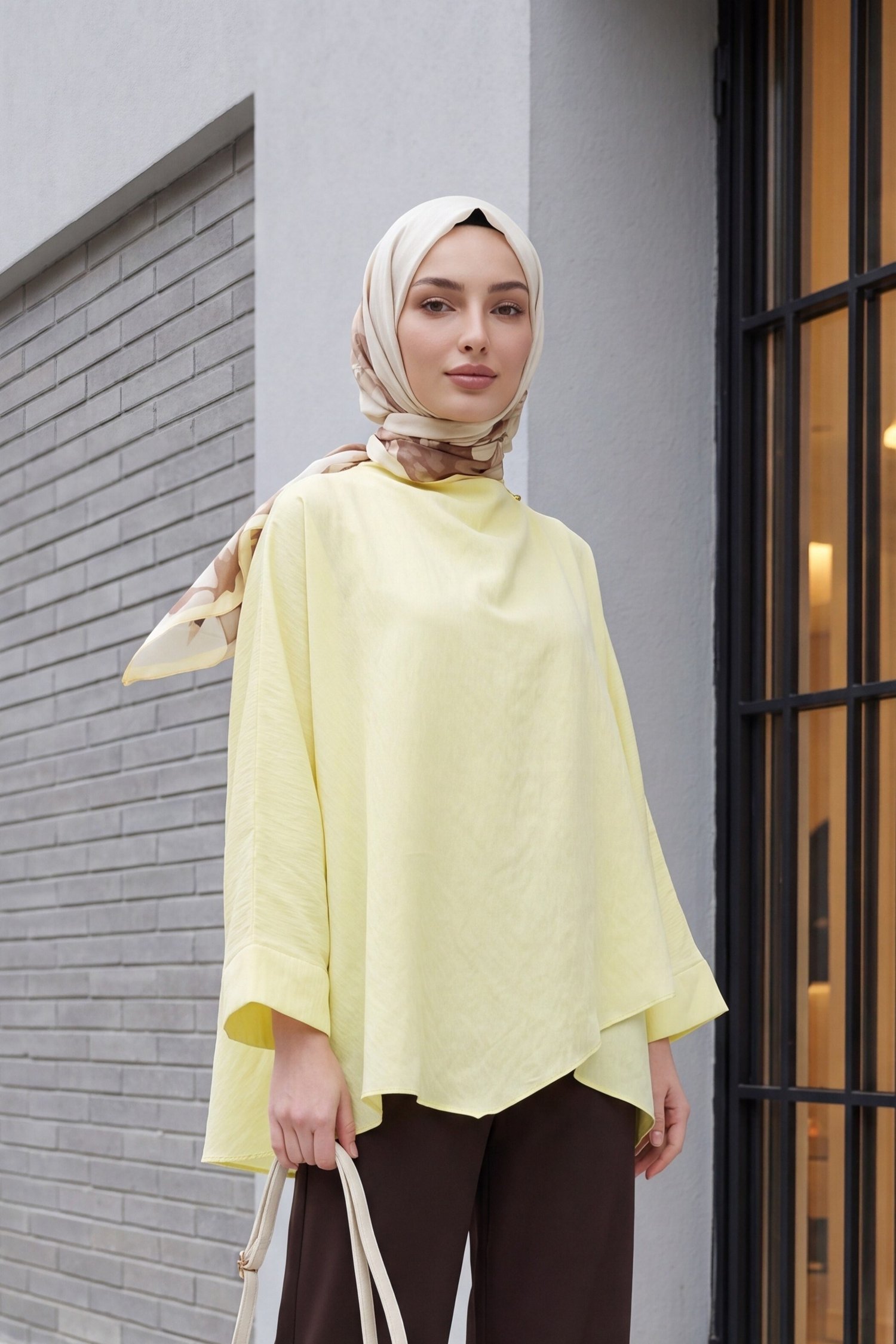Omuzu Düğmeli Yarasa Kol Modal Kimono Panço -Sarı