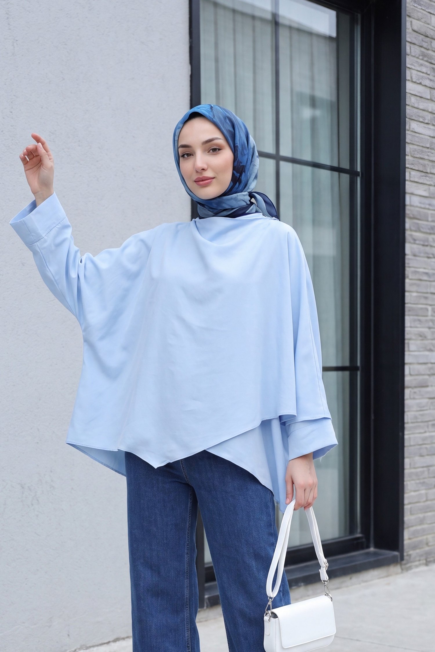 Omuzu Düğmeli Yarasa Kol Modal Kimono Panço -Bebe Mavi