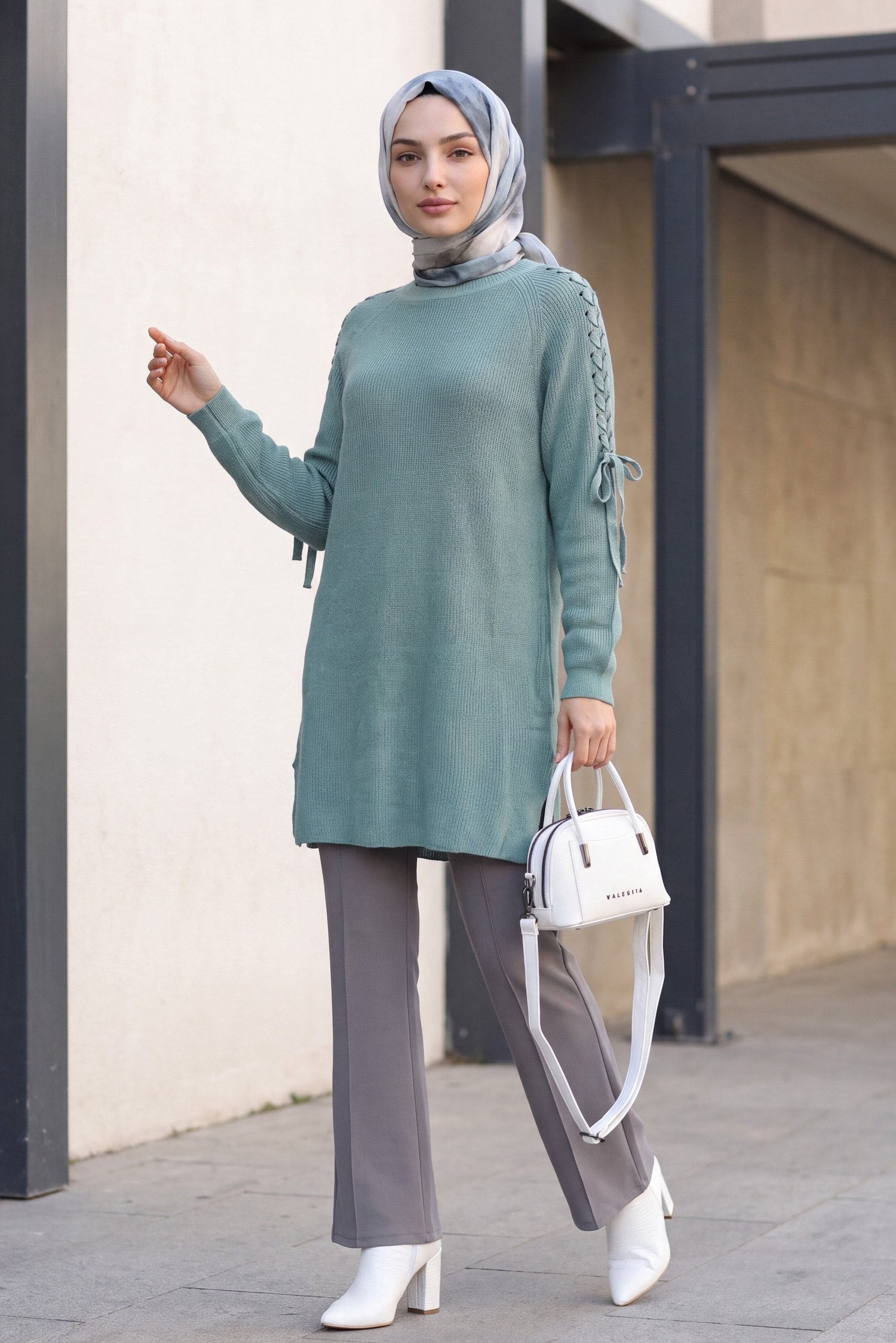 Omuzu Saç Örgülü Salaş Triko Tunik  -Mint