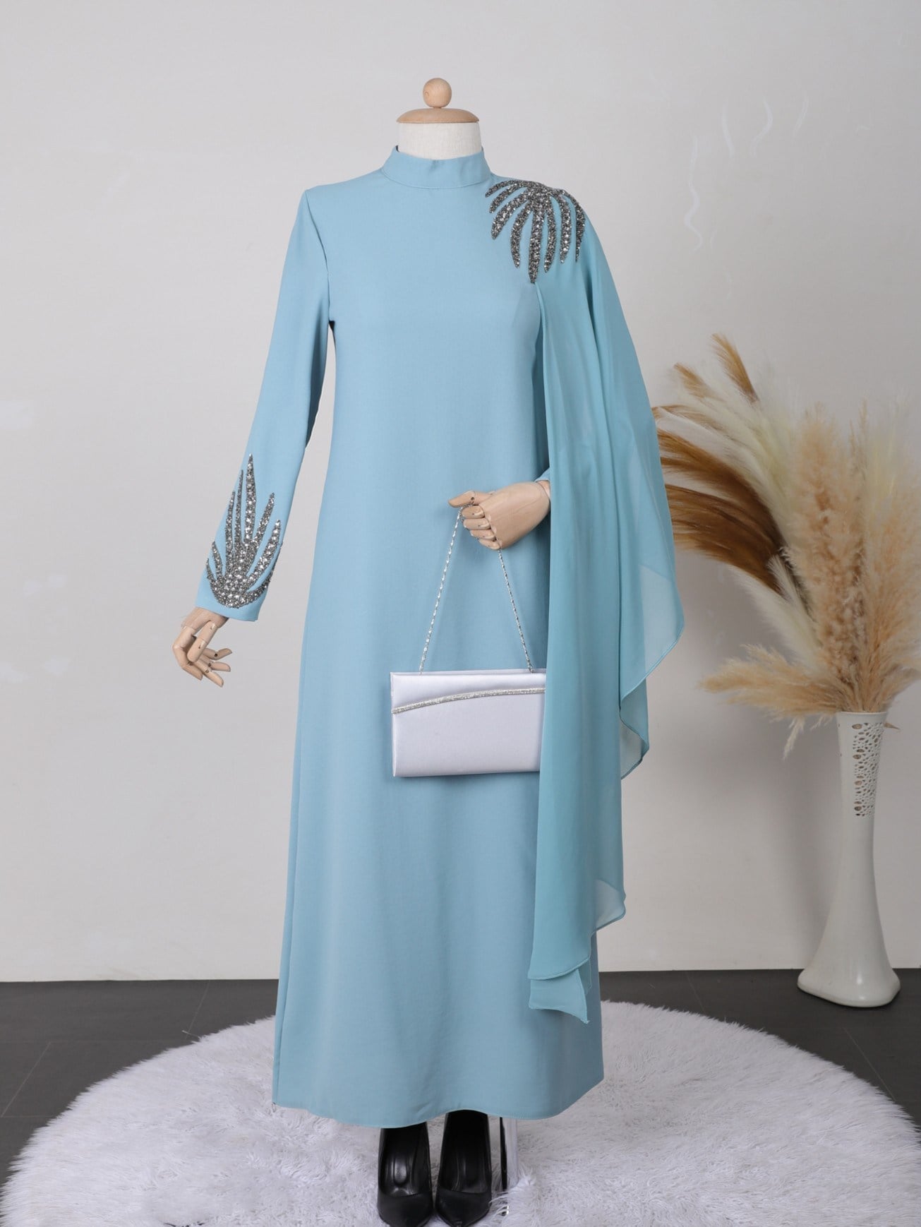 Omuzu ve Kolu Taşlı Şifon Detaylı Krep Elbise -Mint