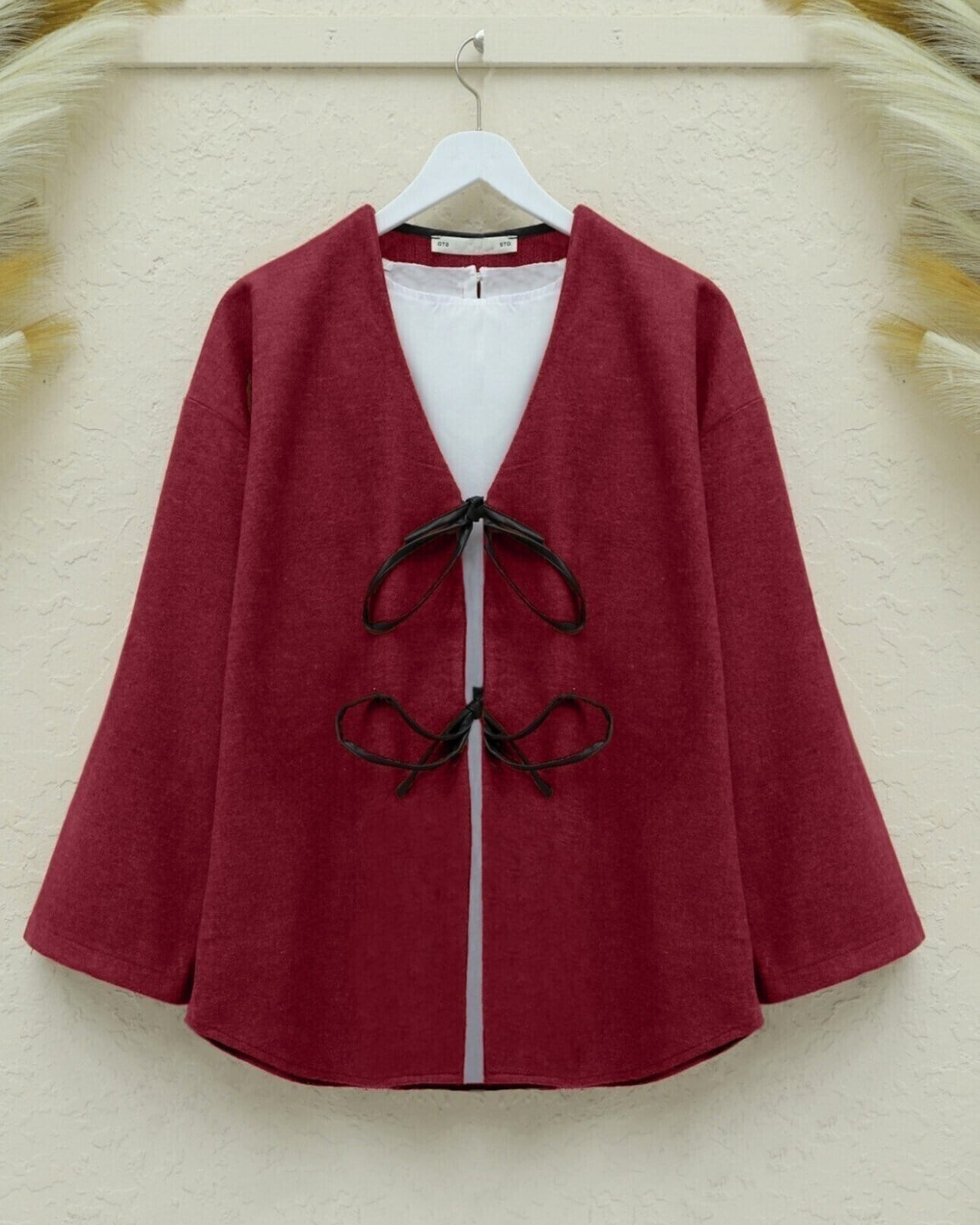 Önü Bağcıklı Oval Kesim Kaşe Kimono   -Bordo