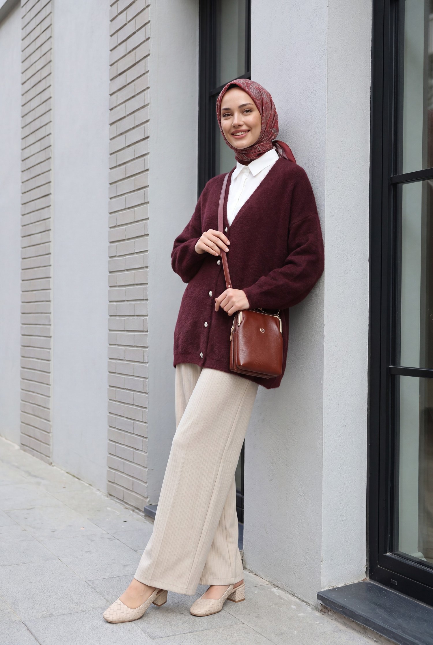 Önü Düğmeli Sakallı Salaş Triko Hırka   -Bordo