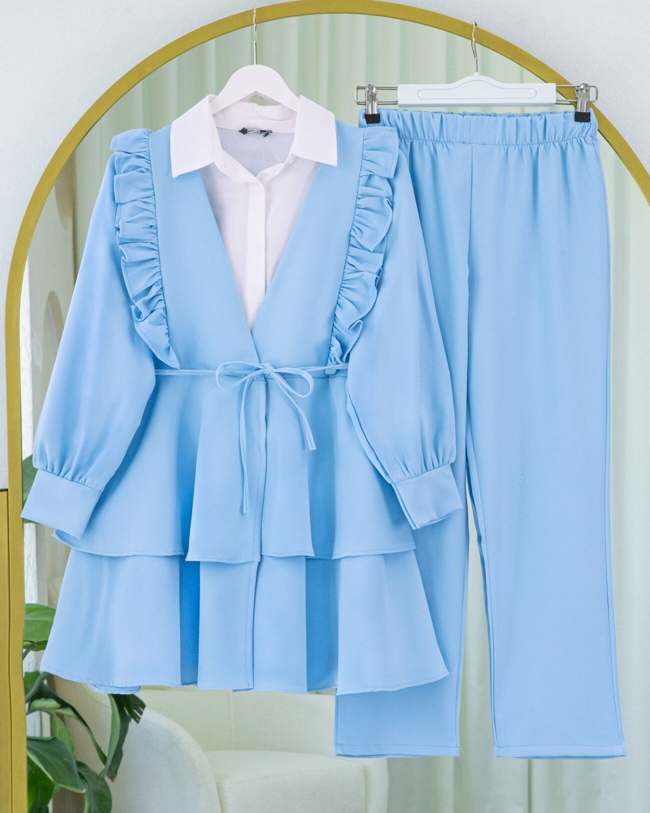 Önü Fırfırlı Bağcıklı Eteği Katlı Pantolonlu Kimono Takım    -Bebe Mavi