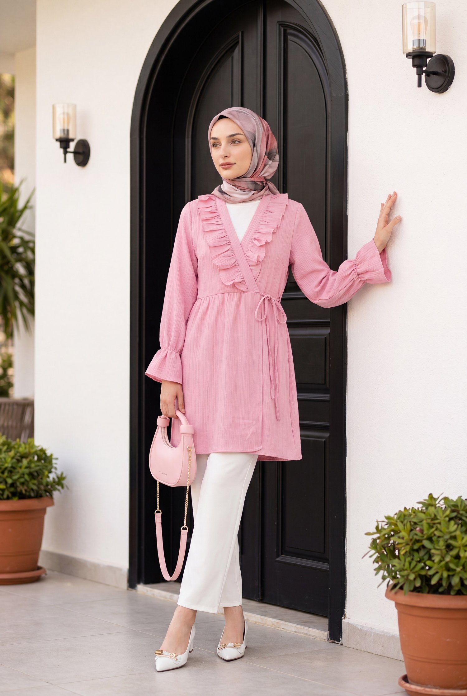 Önü Fırfırlı Bağlamalı Krinkıl Kimono   -Pembe
