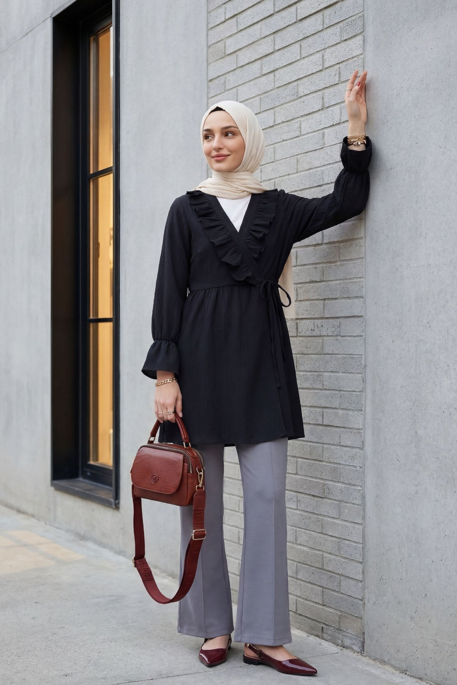 Önü Fırfırlı Bağlamalı Krinkıl Kimono -Siyah