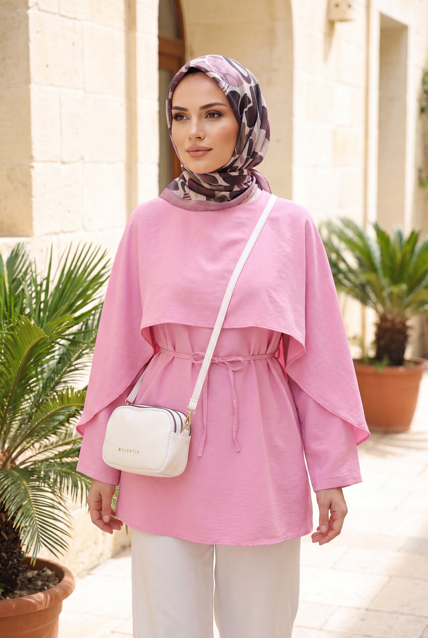 Pelerin Detaylı Kemerli Vual Tunik -Pembe