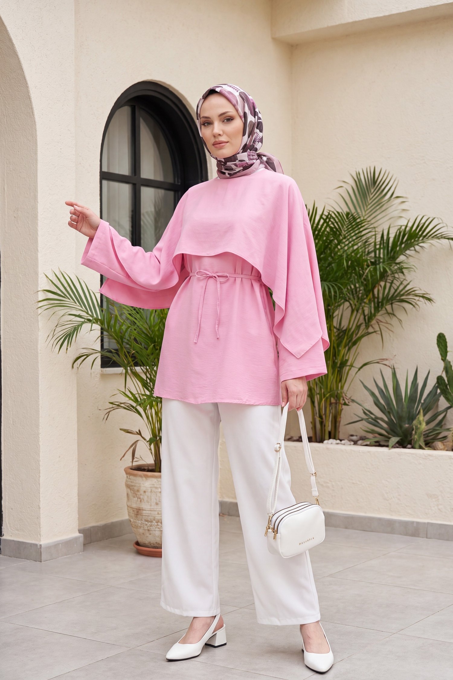 Pelerin Detaylı Kemerli Vual Tunik -Pembe
