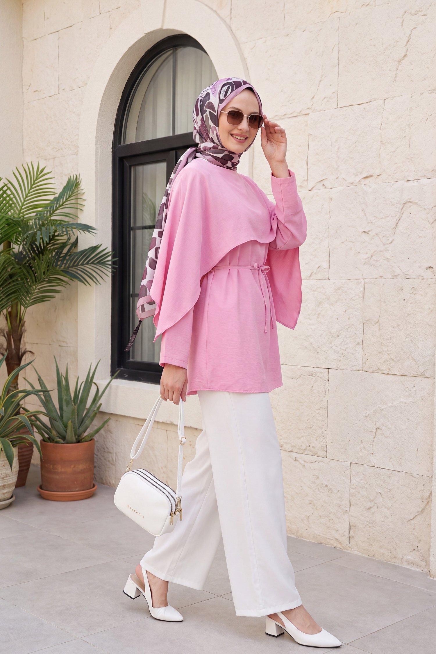 Pelerin Detaylı Kemerli Vual Tunik -Pembe