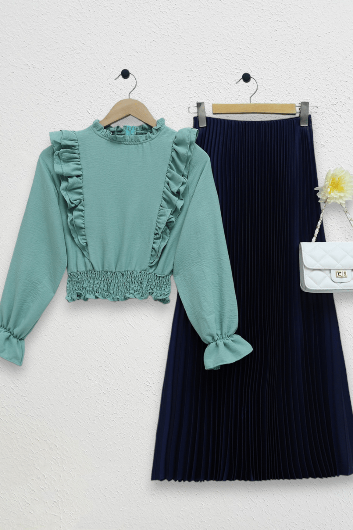 Robadan Fırfırlı Beli Büzgülü Ayrobin Bluz  -Mint