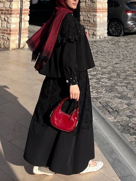 Tek Düğmeli Önü Fırfırlı Taşlı Etekli Takım  -Siyah