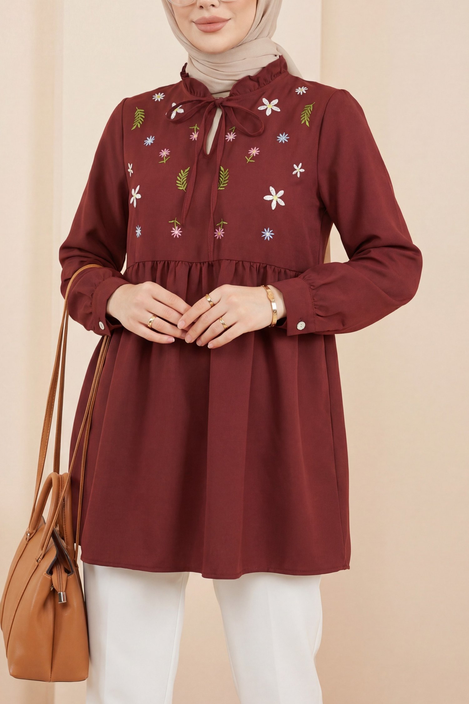V Yaka Bağlamalı Yakası Fırfırlı Çiçek Nakışlı Poplin Tunik -Bordo