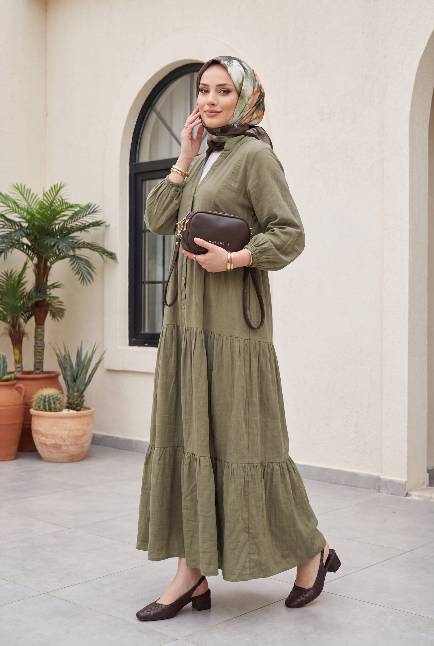 V Yaka Yarım Düğmeli Kolu Lastikli Parçalı Müslin Elbise -Haki