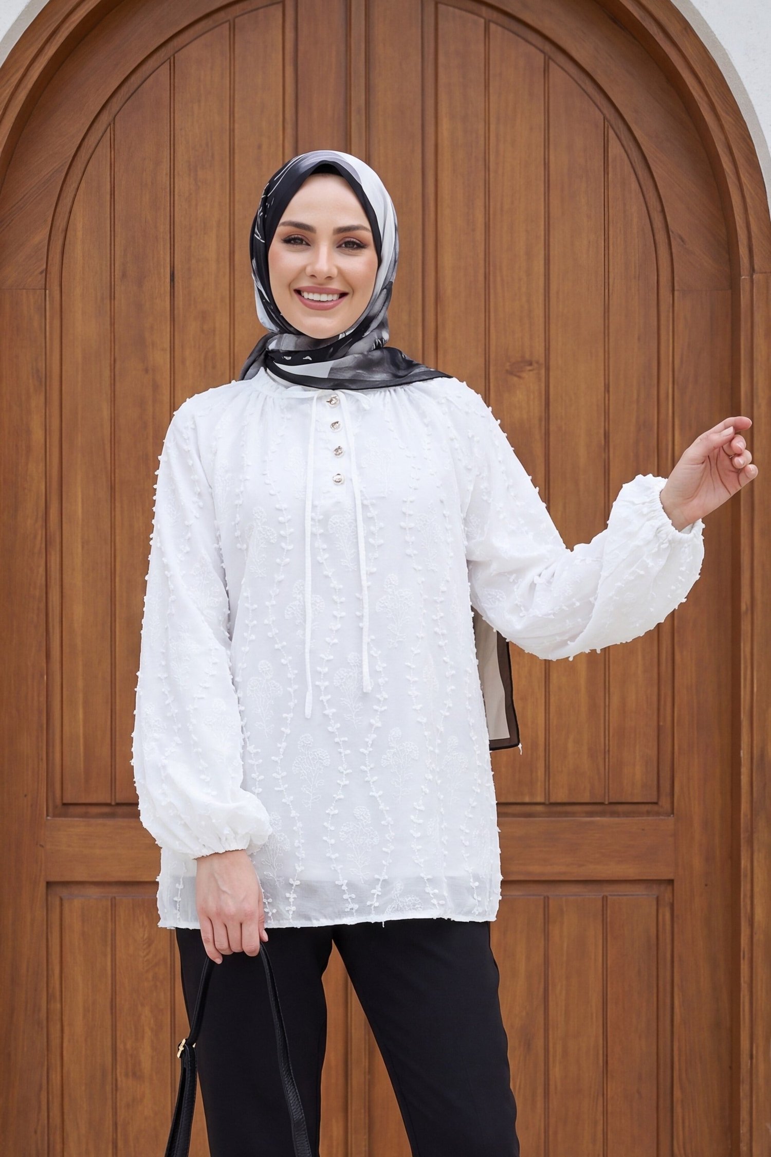 Yakası Bağcıklı Düğmeli Astarlı Nakışlı Oversize Keten Tunik -Beyaz