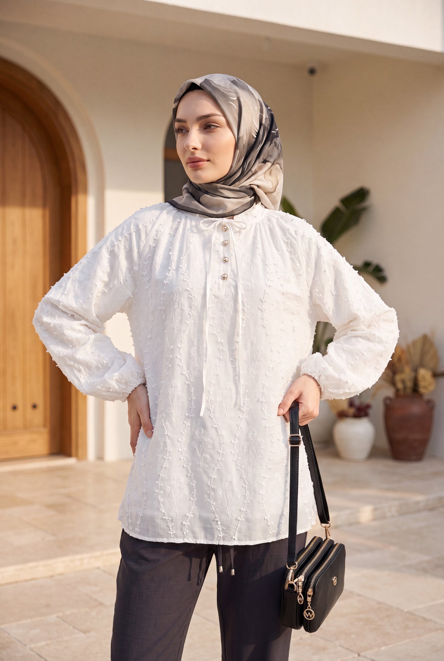 Yakası Bağcıklı Düğmeli Astarlı Nakışlı Oversize Keten Tunik -Beyaz