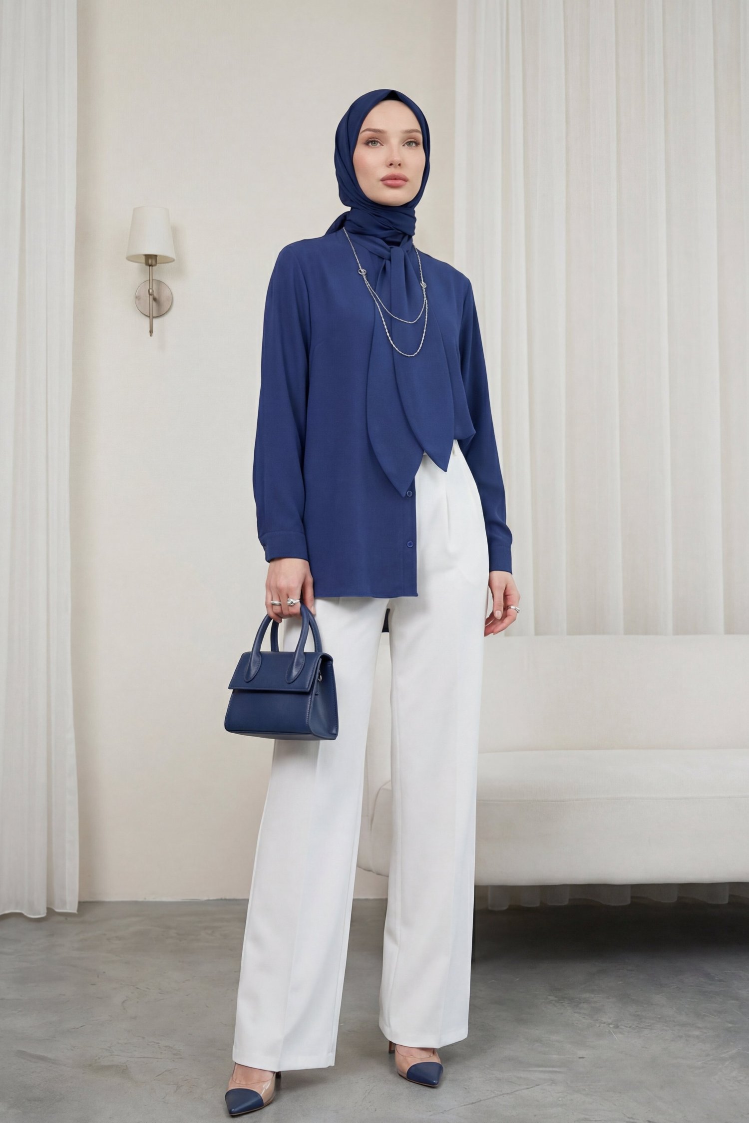 Yakası Bağlamalı Düğmeli Oversize Poplin Gömlek  -Laci
