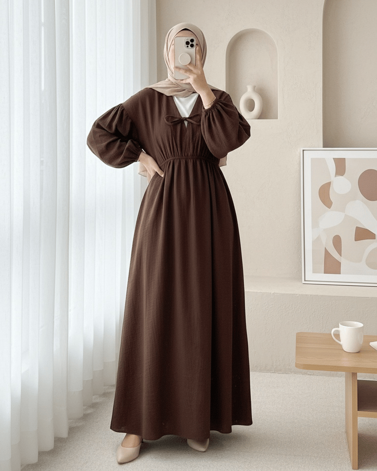 Yakası Bağlamalı Kolu Ve Beli Lastikli Müslin Elbise    -Kahve