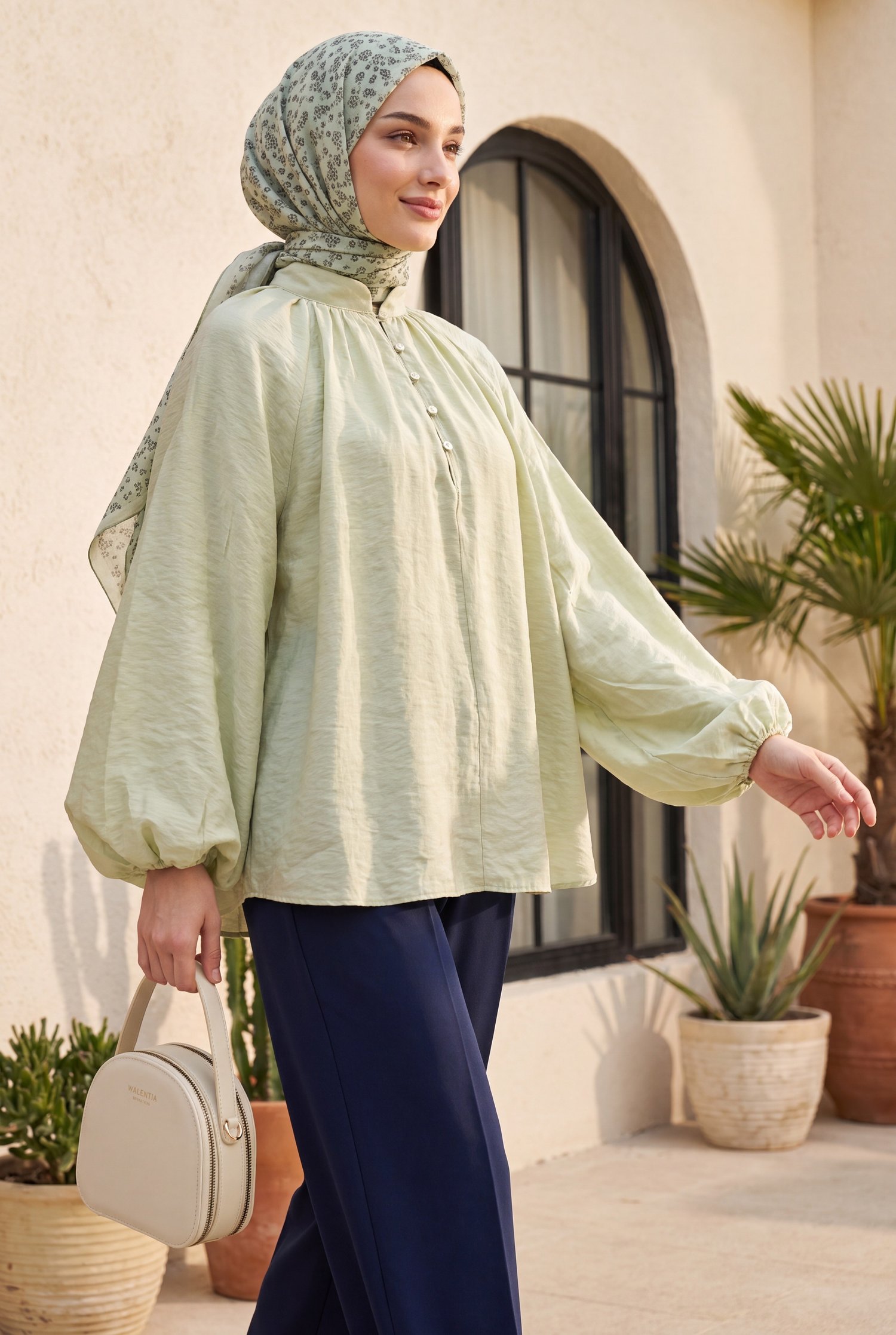 Yakası Bağlamalı Yarım Düğmeli Astarlı Oversize Tül Vual Bluz -Su Yeşili