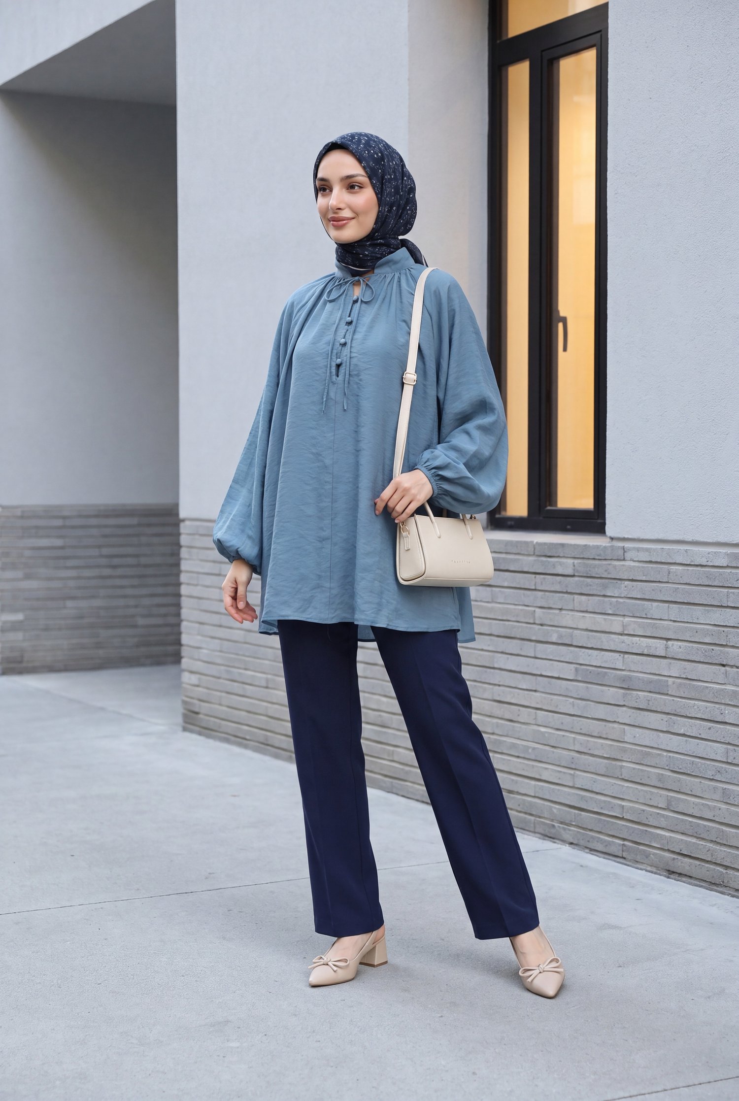 Yakası Bağlamalı Yarım Düğmeli Astarlı Oversize Tül Vual Bluz -Petrol