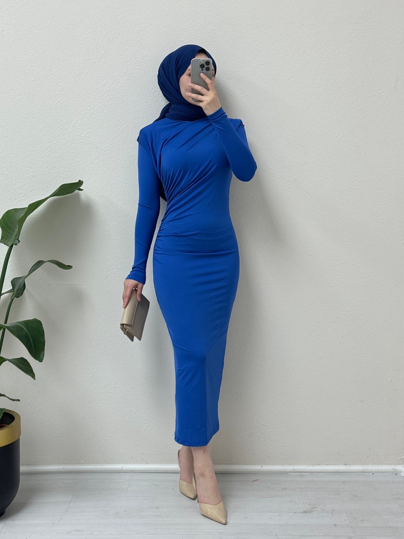Yanı Büzgülü Uzun Skuba Elbise -Saks