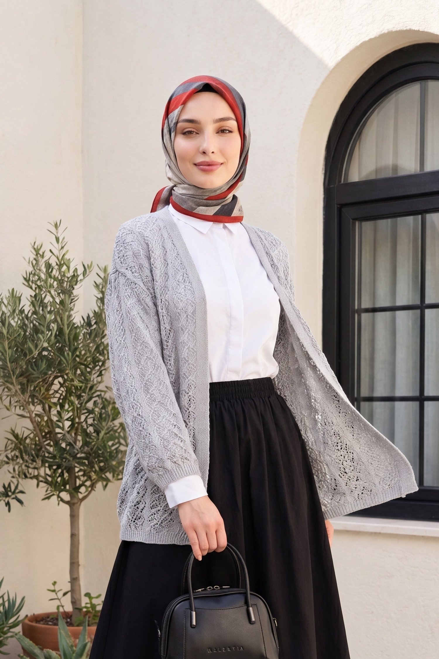 Yarım Kol Ajurlu Kısa Hırka      -Açık Gri
