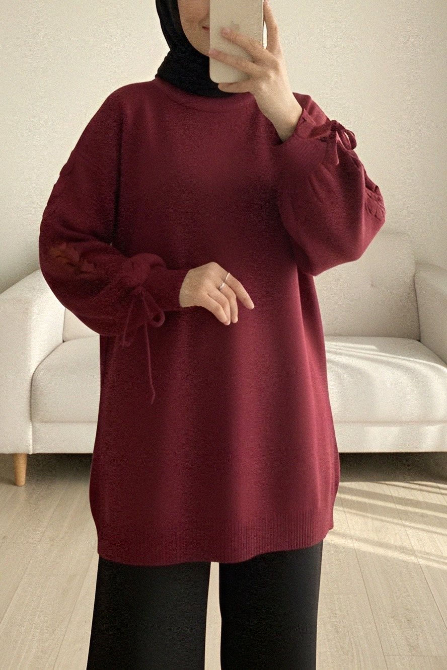 Yuvarlak Yaka Kolu Örgü Detaylı Triko Kazak -Bordo