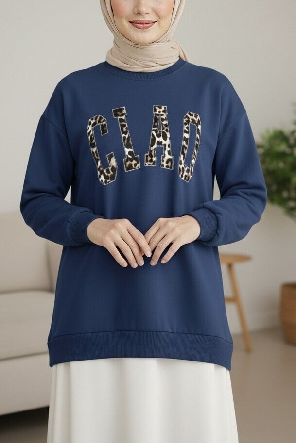 Yuvarlak Yaka Önü Nakışlı Sweat -Laci