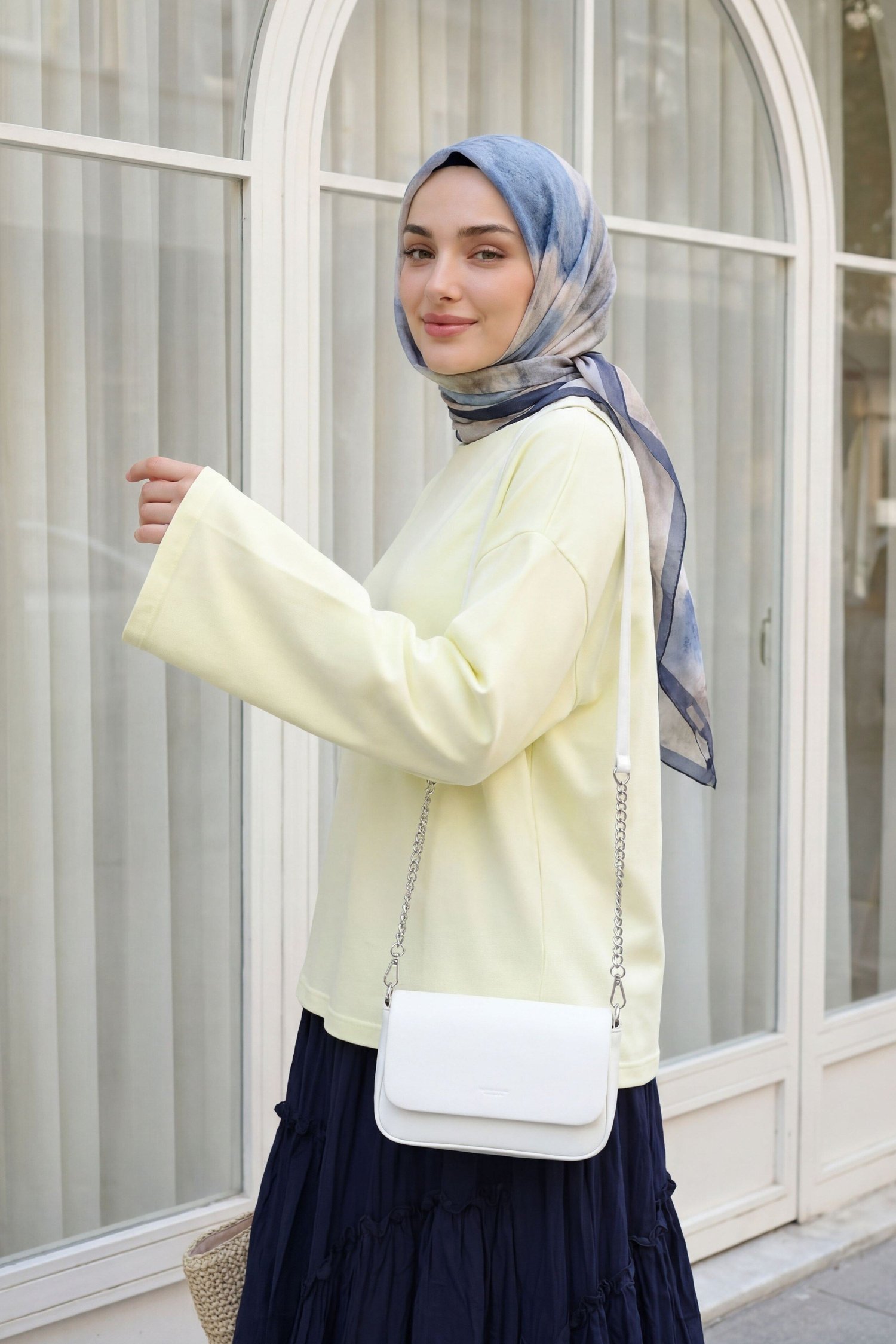 Yuvarlak Yaka Salaş Penye Bluz -Açık Sarı