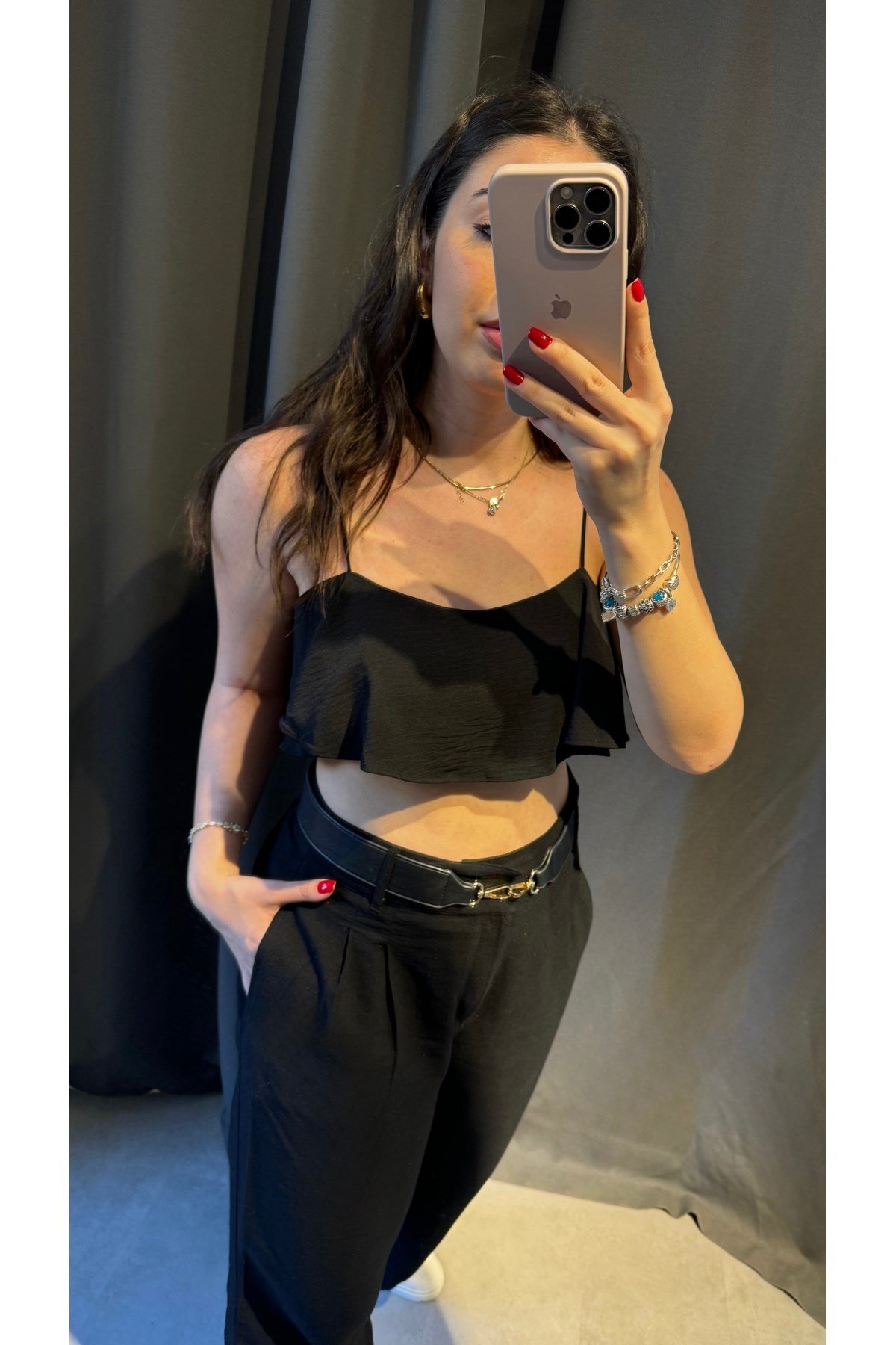 Volanlı Askılı Crop