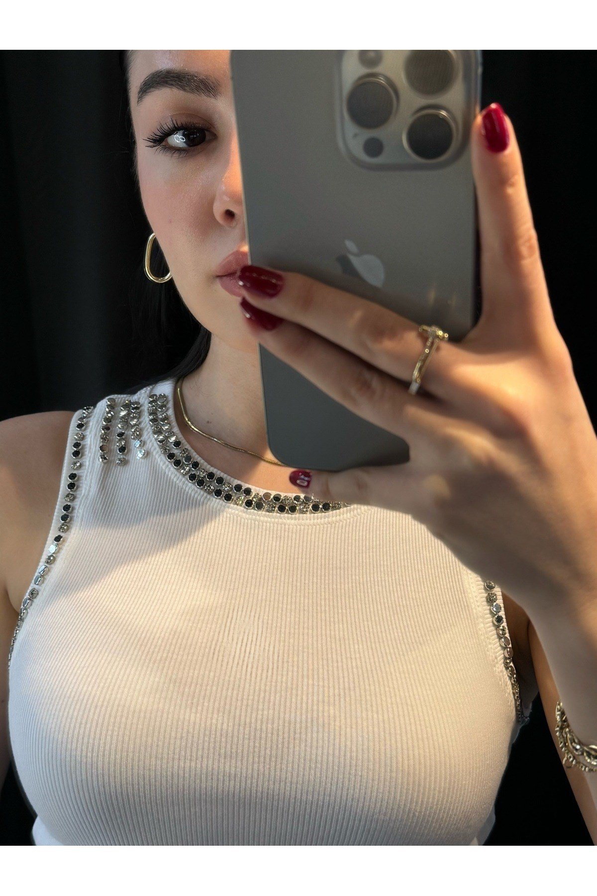 Yaka Ve Kol Taşlı Body