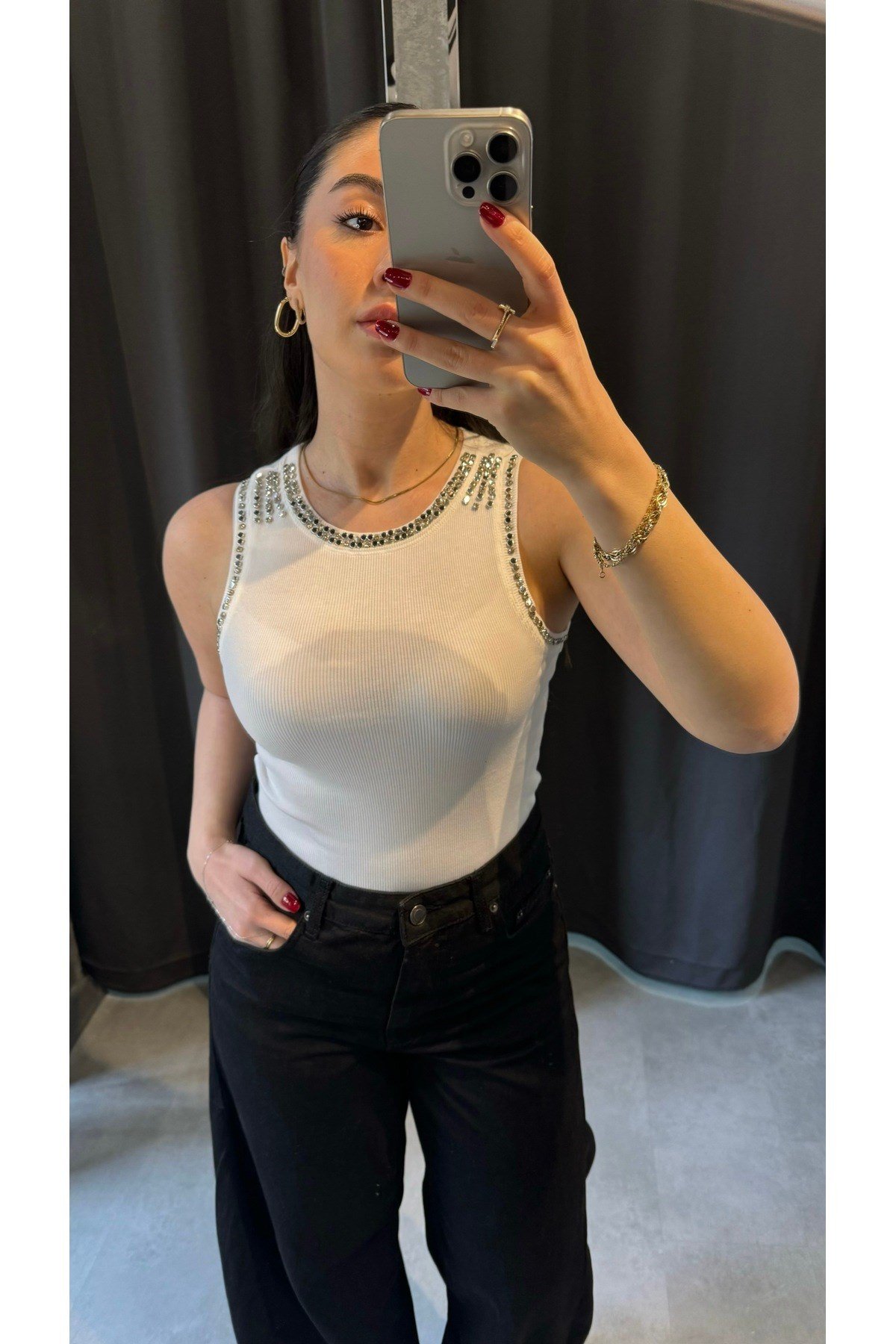 Yaka Ve Kol Taşlı Body