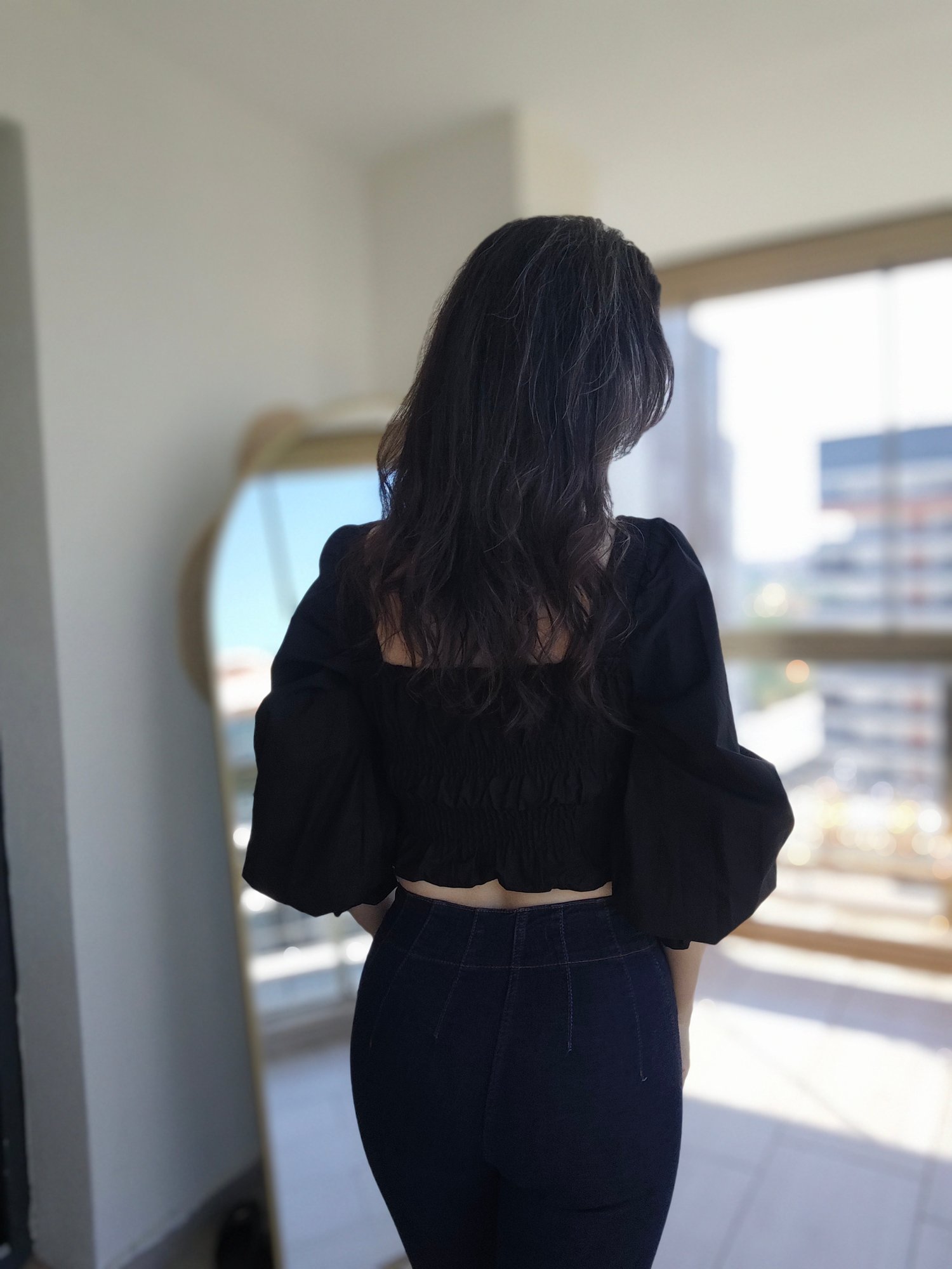 Balon Kollu Büzgülü Kare Yaka Crop Bluz Siyah