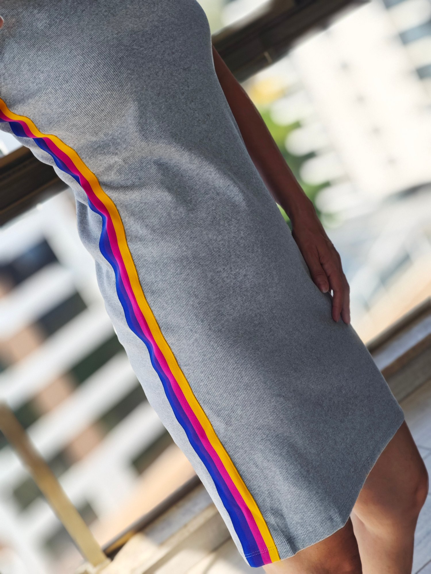 Champ Yanları Renkli Şeritli Elbise 
