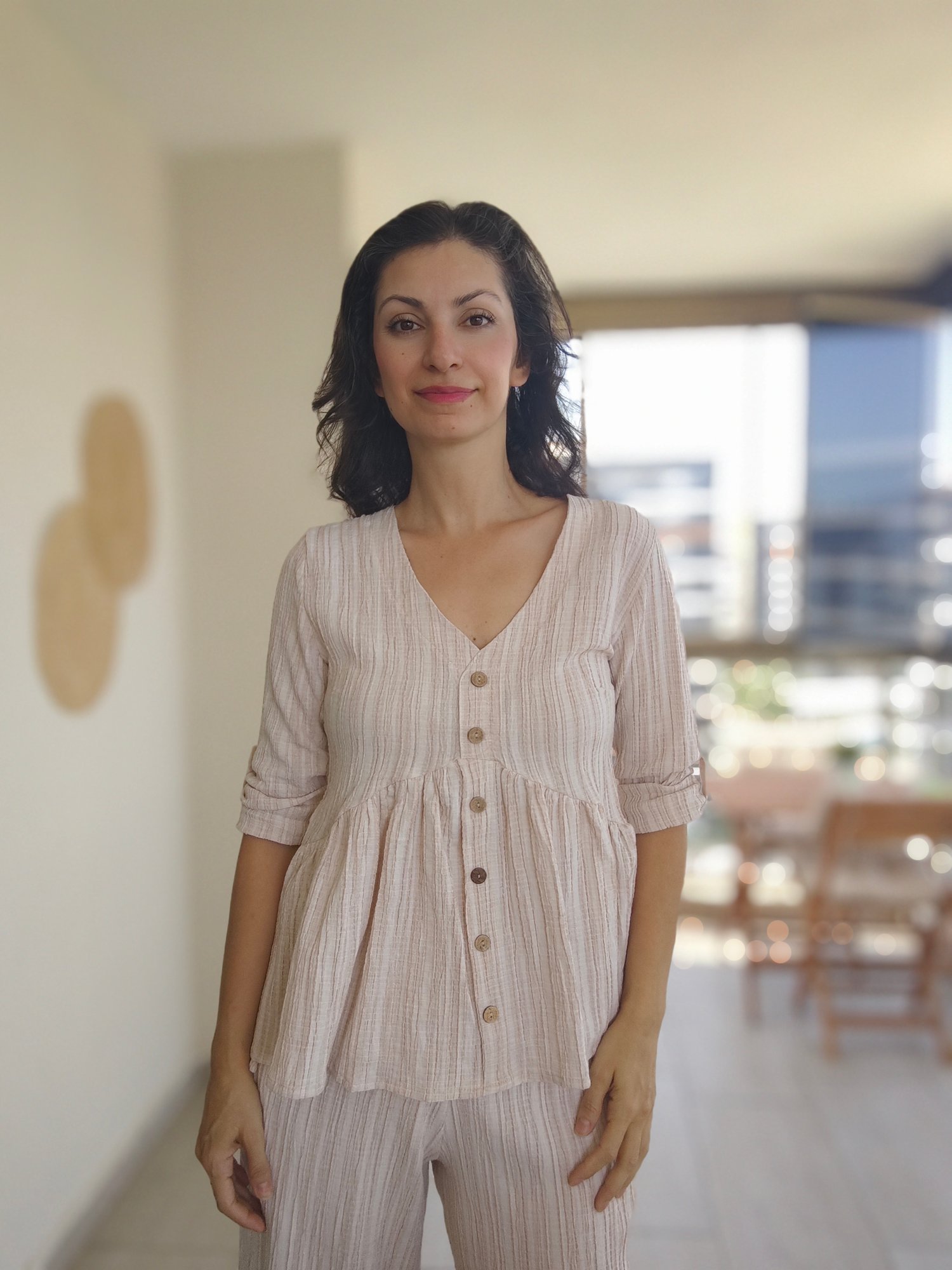 Düğme Detaylı Bluz
