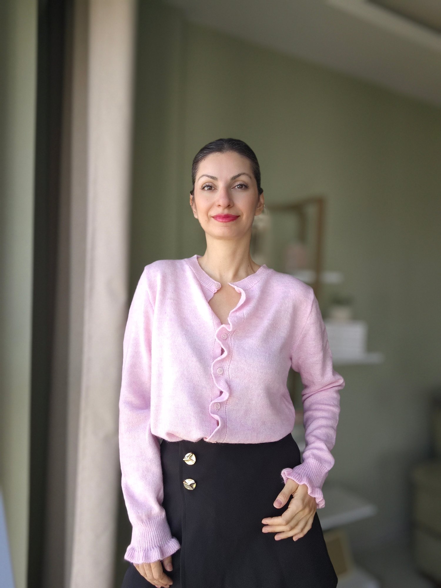 Fırfırlı Pembe Hırka