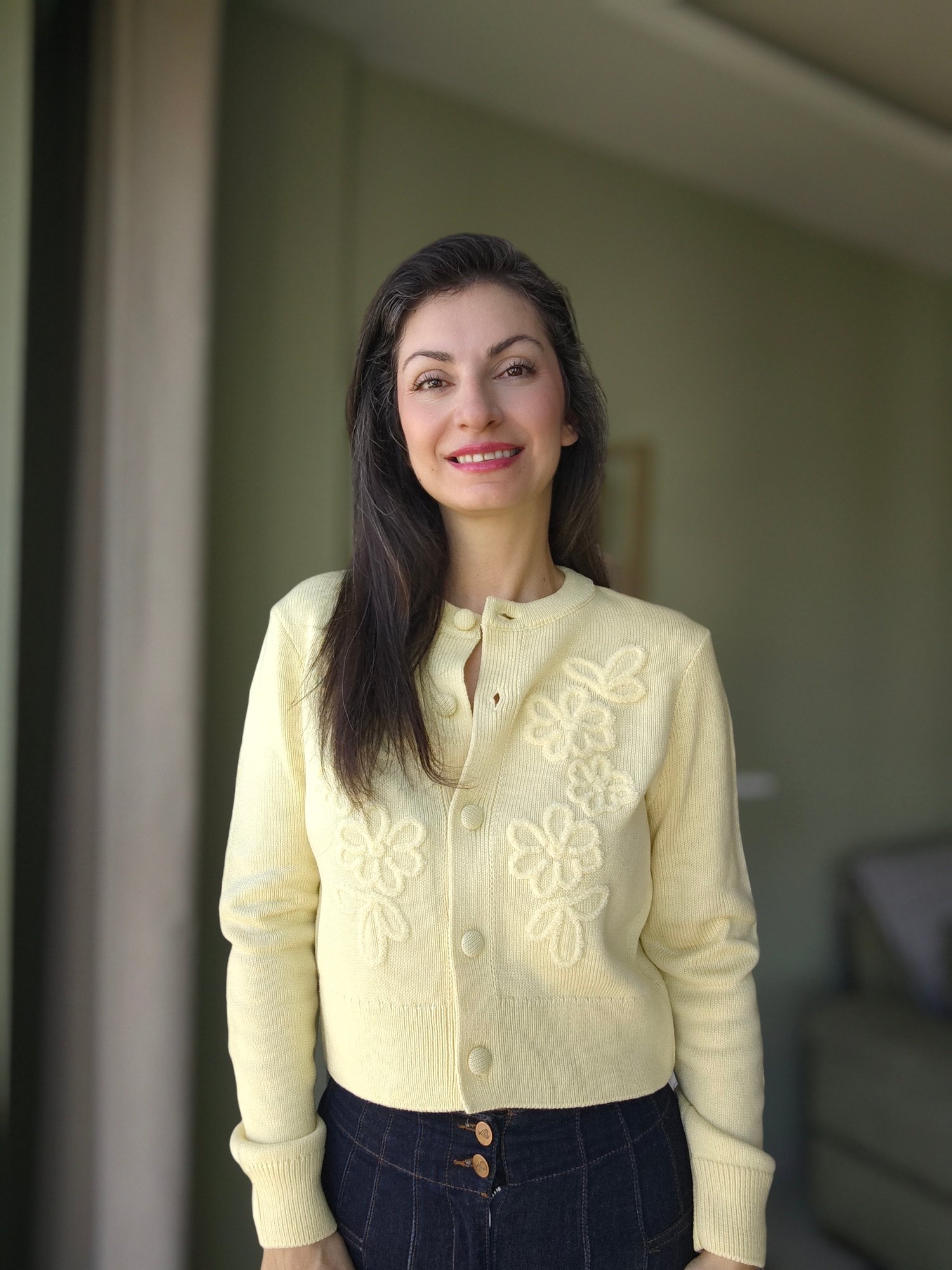 İsleme Detaylı Hırka Sarı